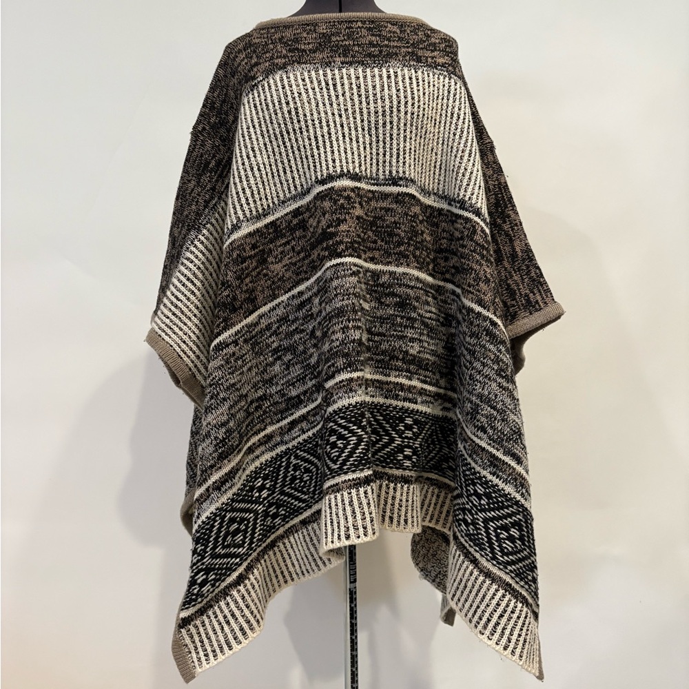 Stylish Black and Brown Poncho